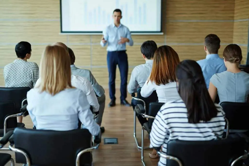Bridging the gap from theory to practice in online learning