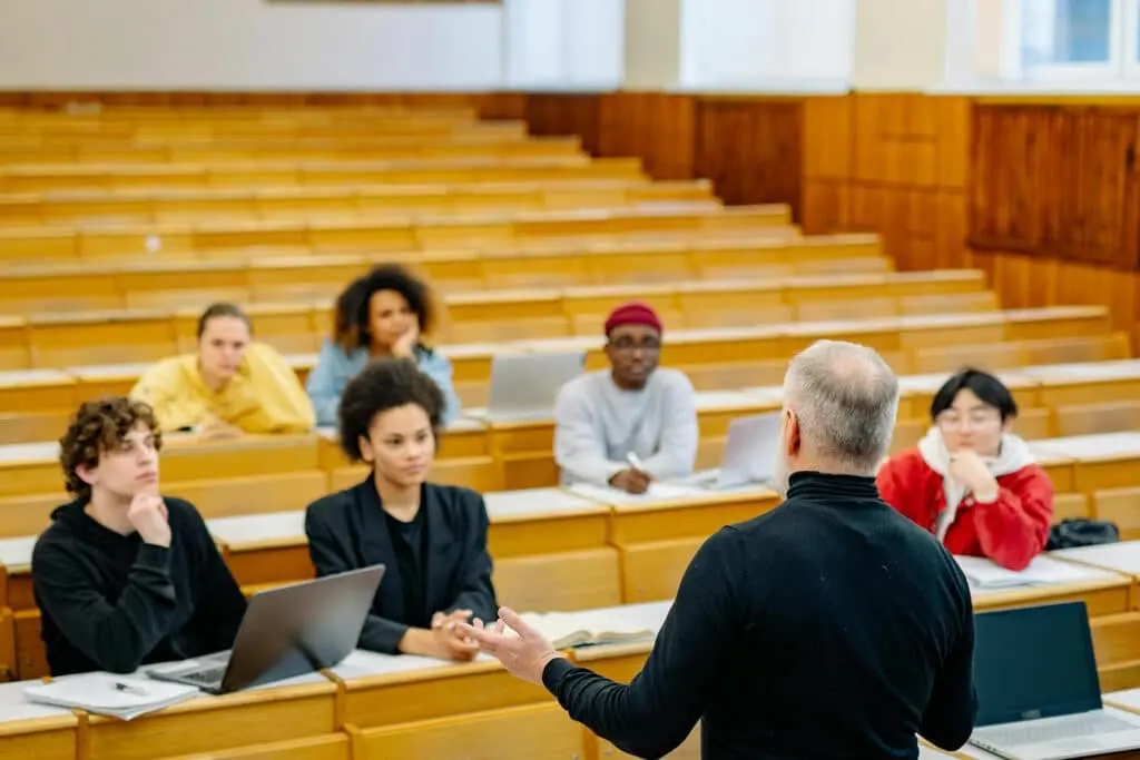 Active engagement in class enhances learning