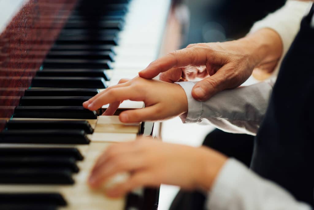 Practical piano lessons